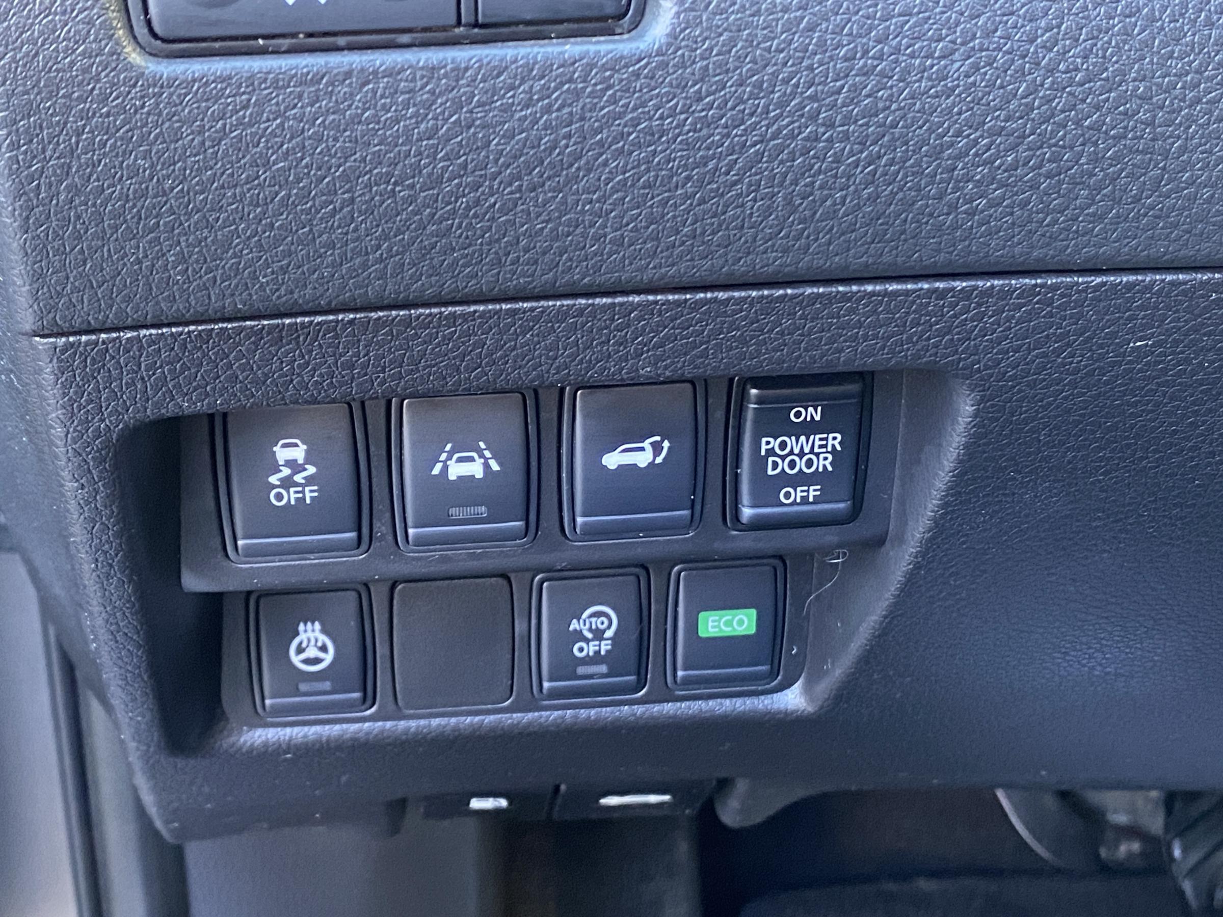 Nissan X-Trail, 2018 - pohled č. 18