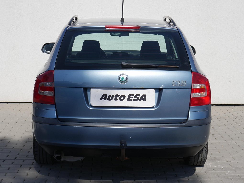 Škoda Octavia II 1.6 MPi Active