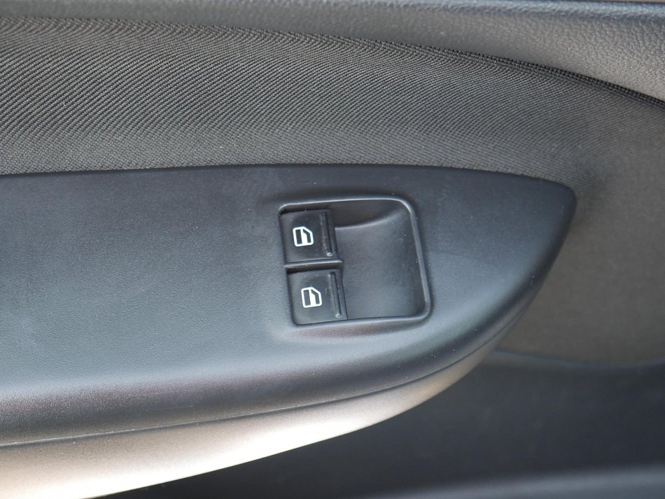 Škoda Octavia II 1.6 MPi Active