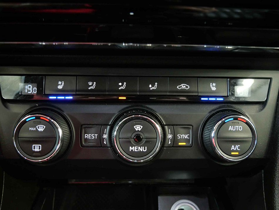 Škoda Superb III 2.0TDi  4x4