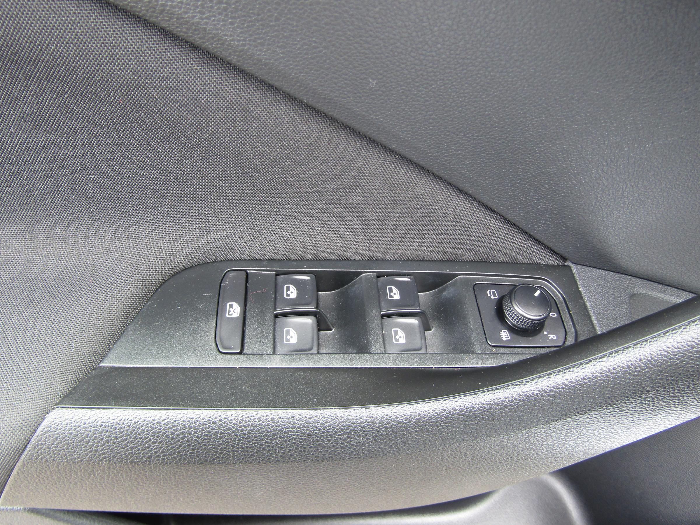 Škoda Kamiq, 2021 - pohled č. 18