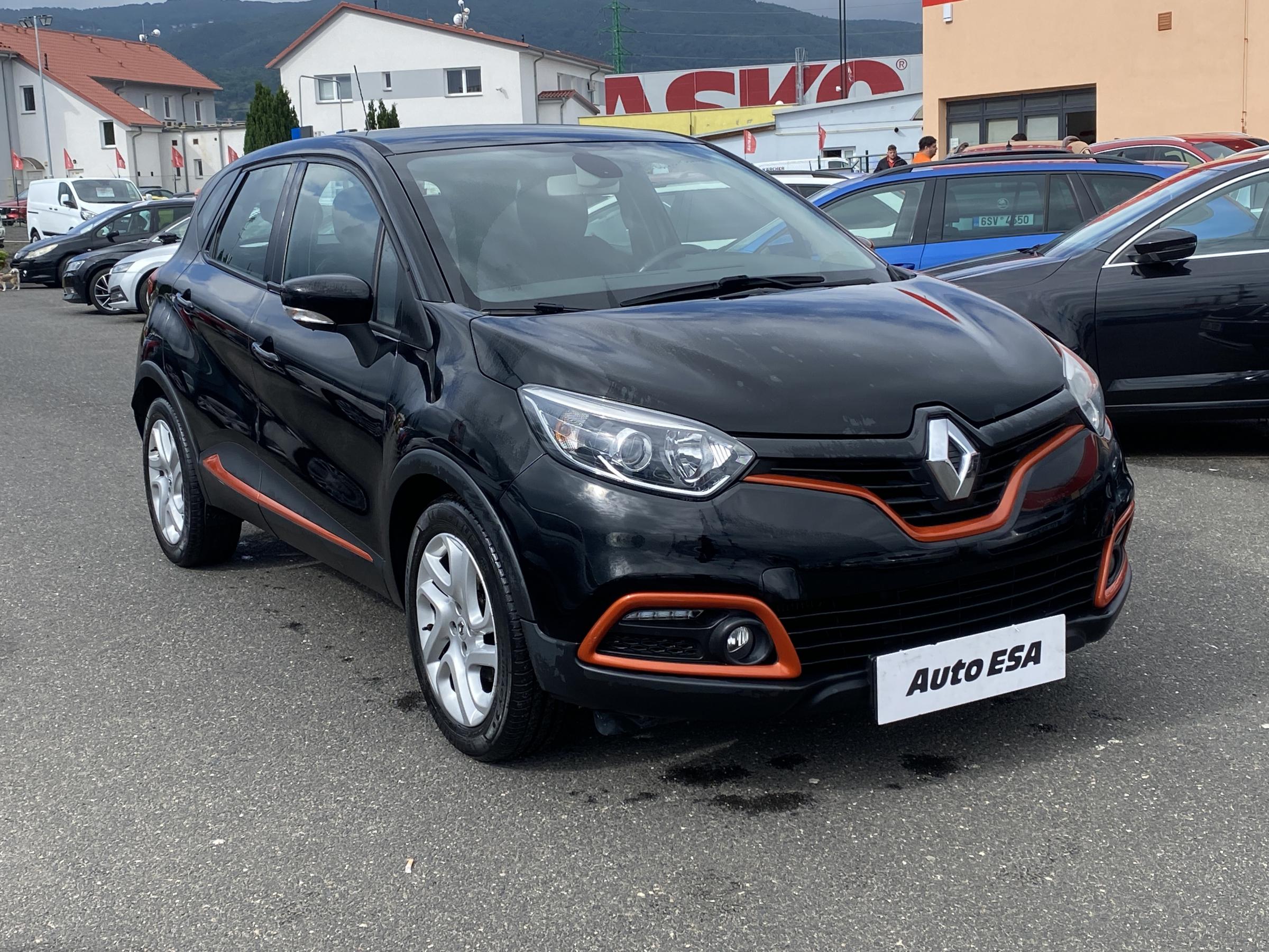 Renault Captur, 2015 - celkový pohled