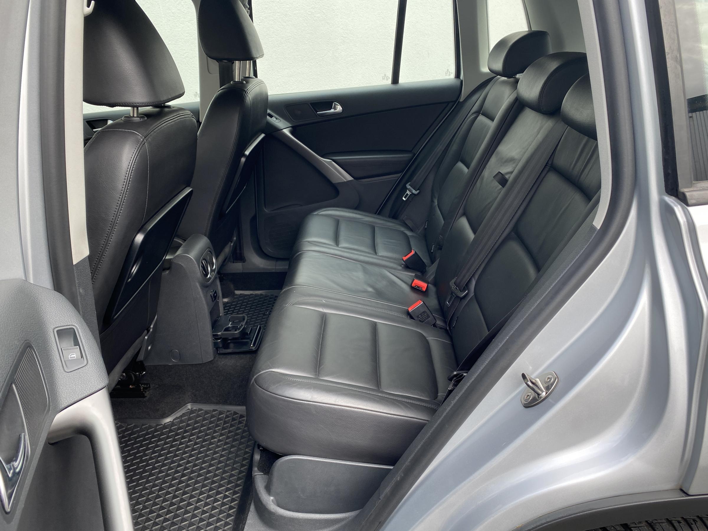 Volkswagen Tiguan, 2009 - pohled č. 12