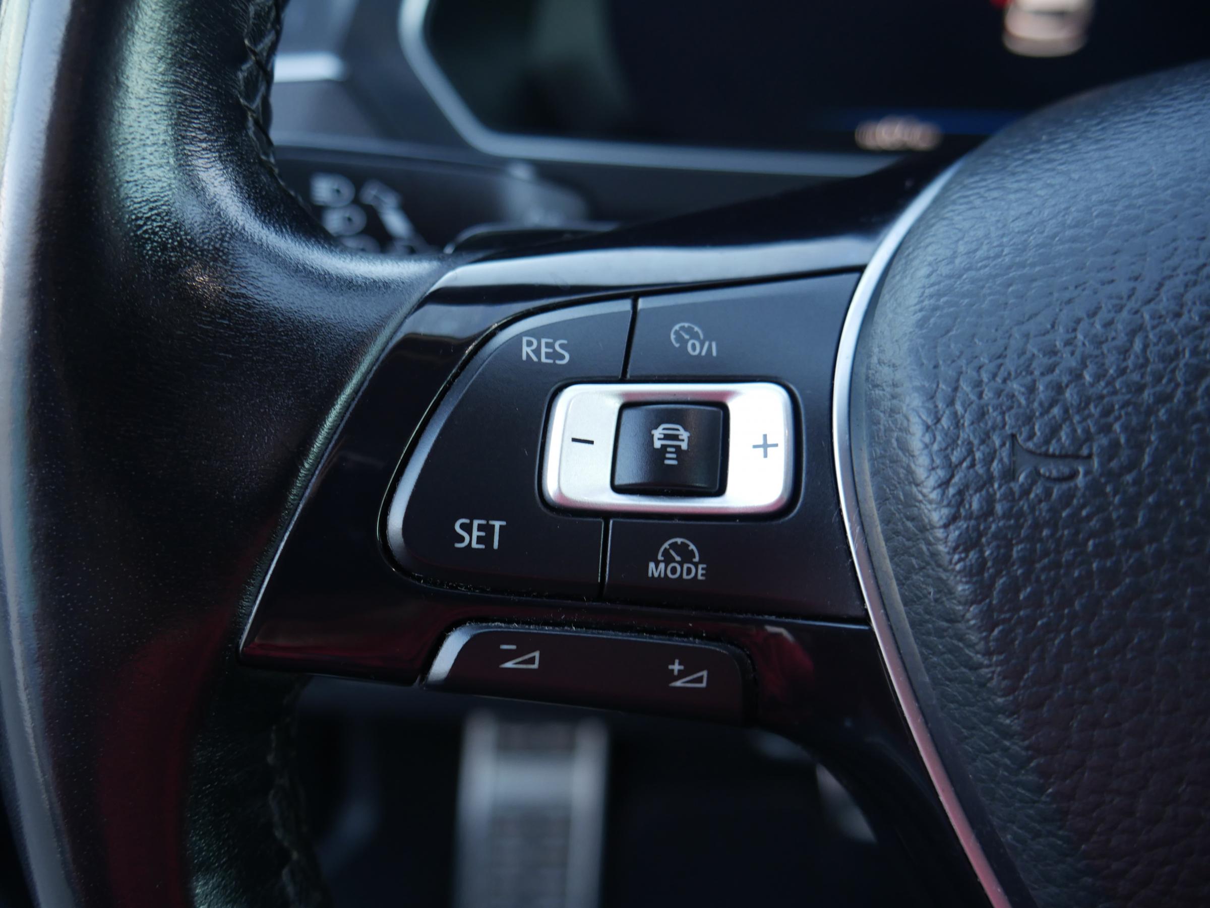 Volkswagen Tiguan, 2017 - pohled č. 16