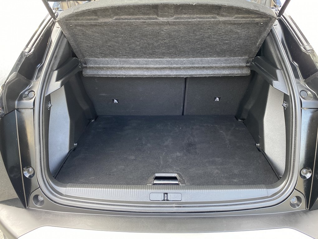 Peugeot 2008 1.2PT Allure