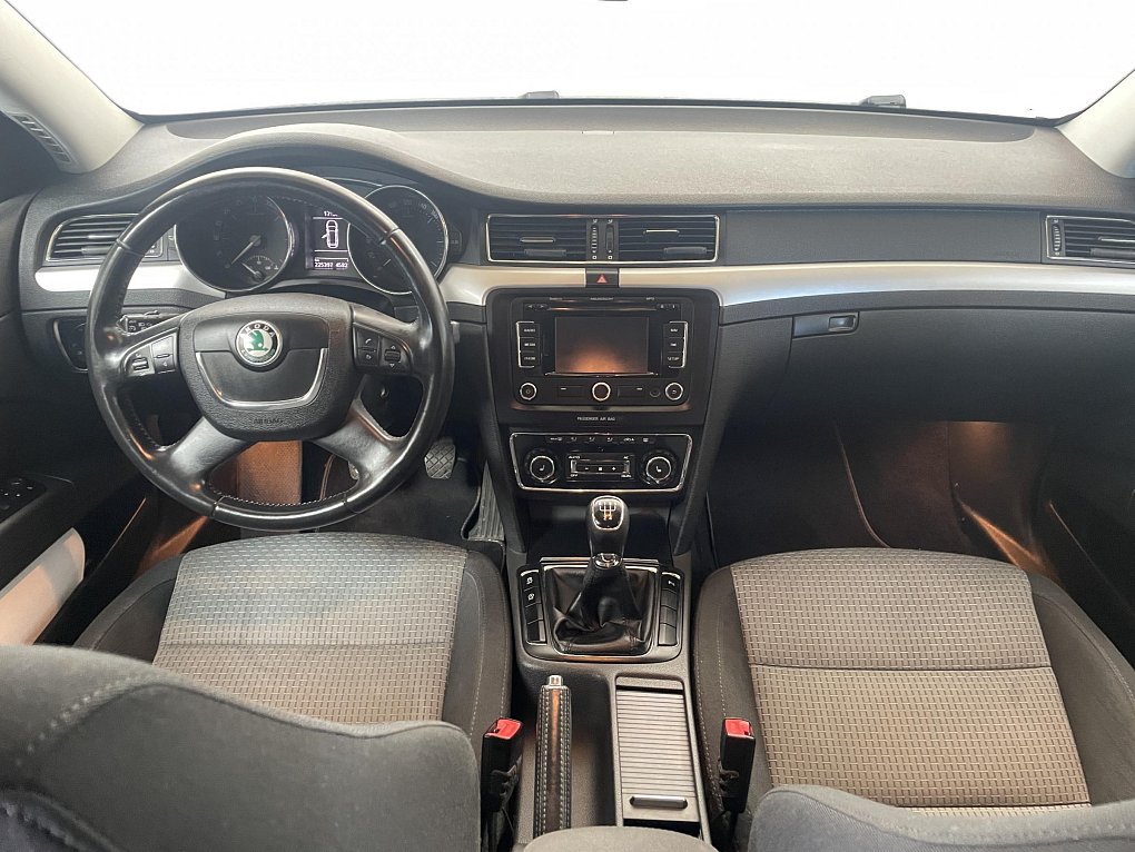 Škoda Superb II 1.6 TDi 