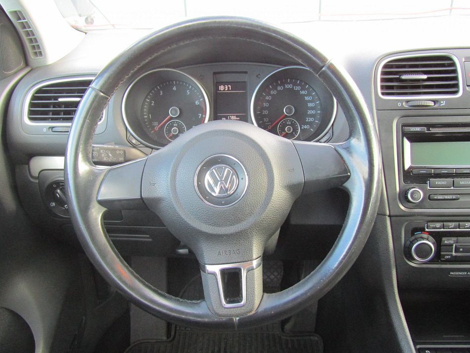 Volkswagen Golf 1.2TSi Trendline