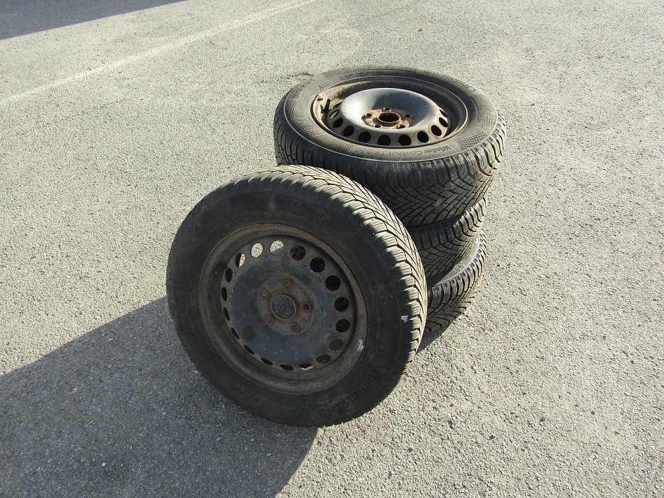 Volkswagen Golf 1.2TSi Trendline