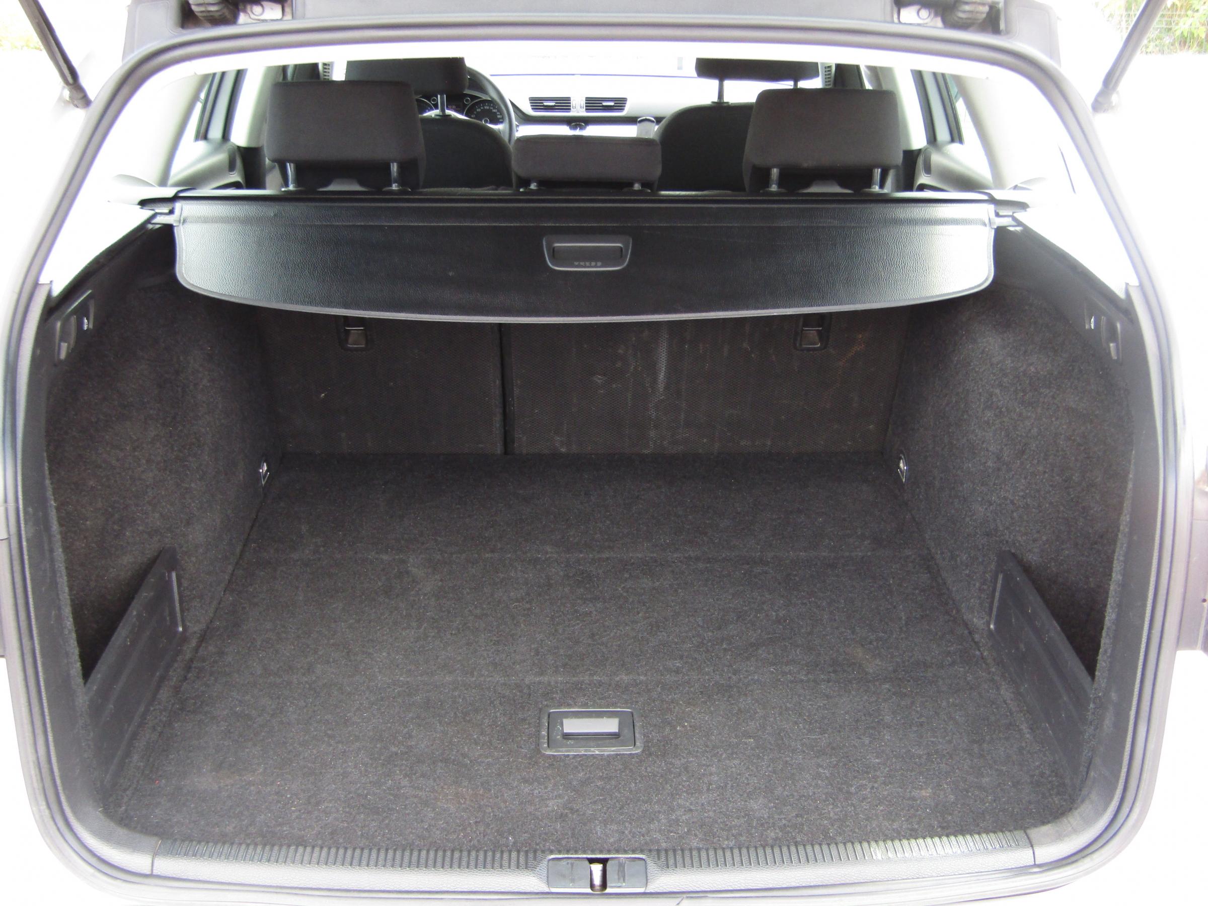 Volkswagen Passat, 2013 - pohled č. 7