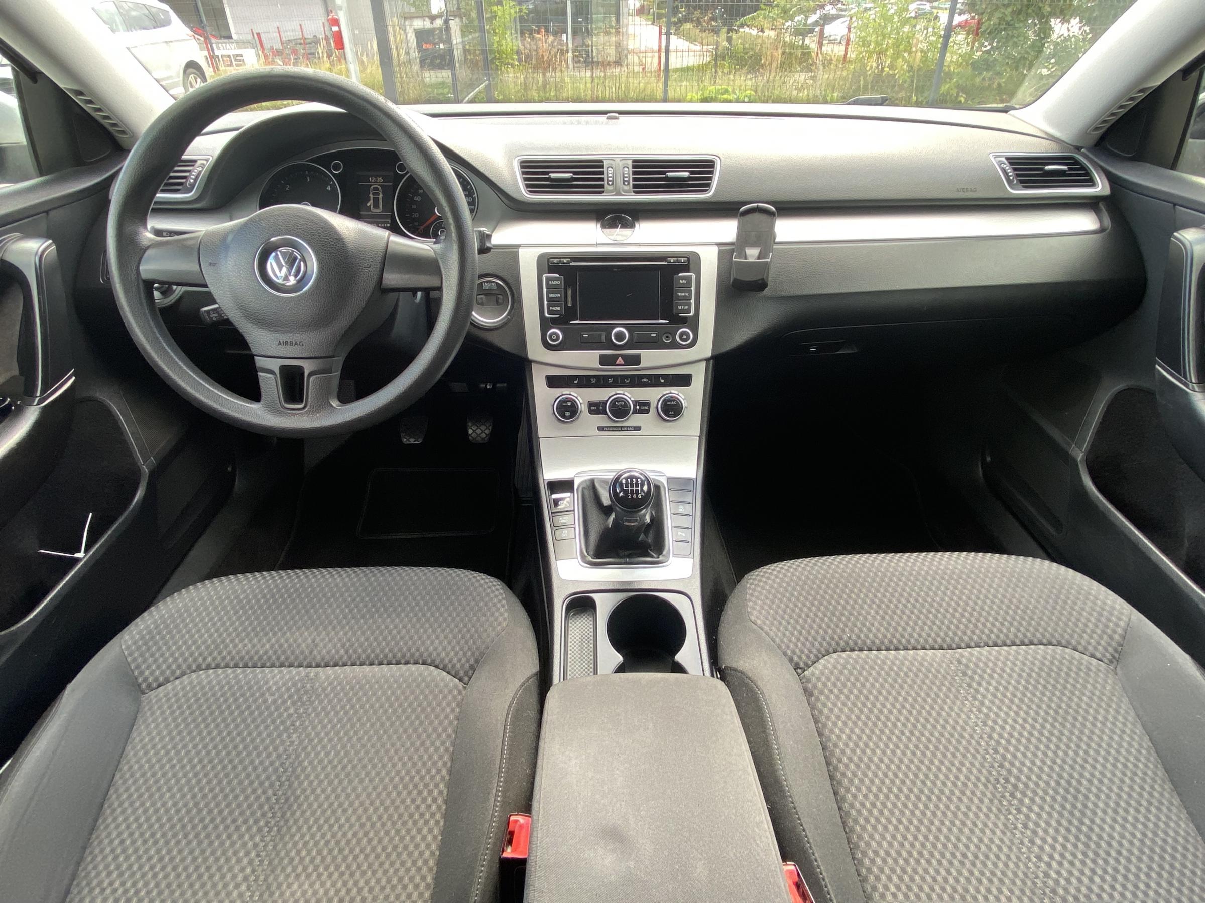 Volkswagen Passat, 2013 - pohled č. 8
