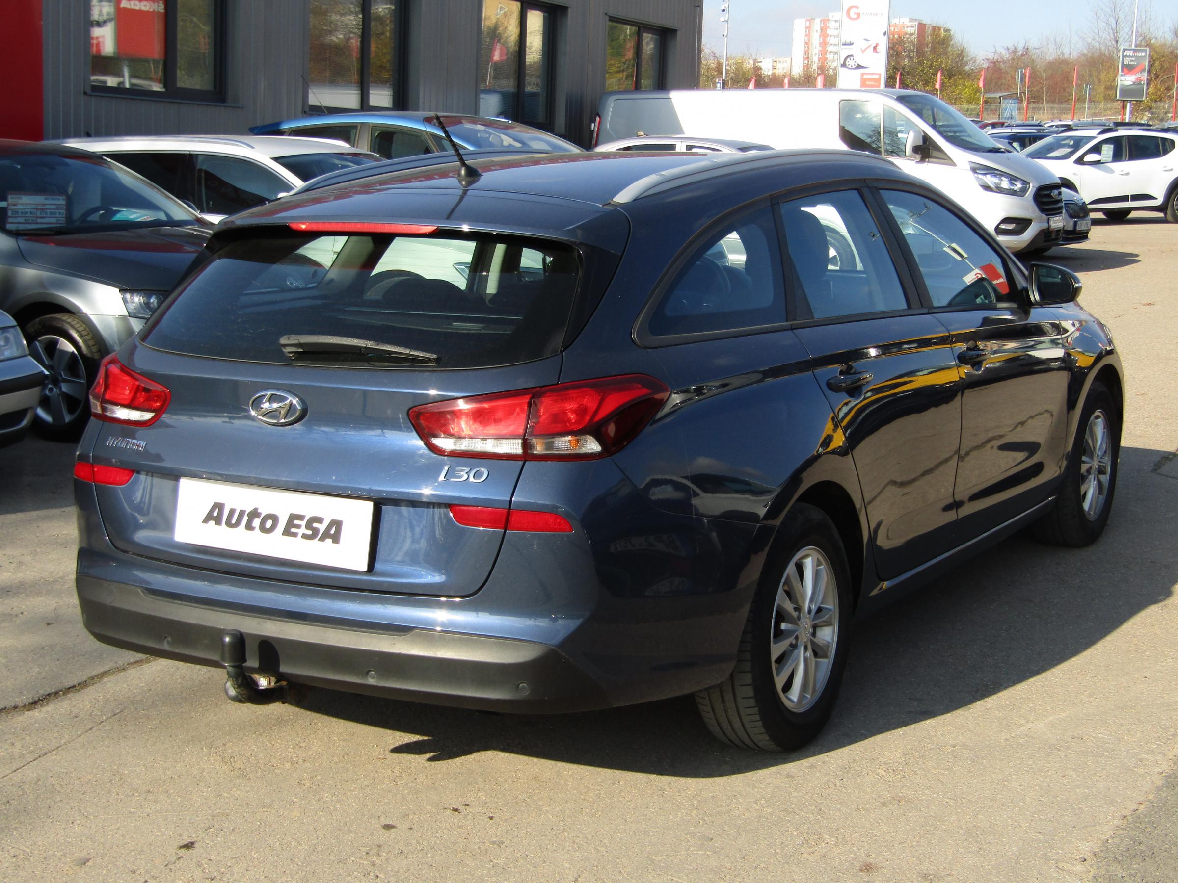 Hyundai i30, 2017 - pohled č. 4