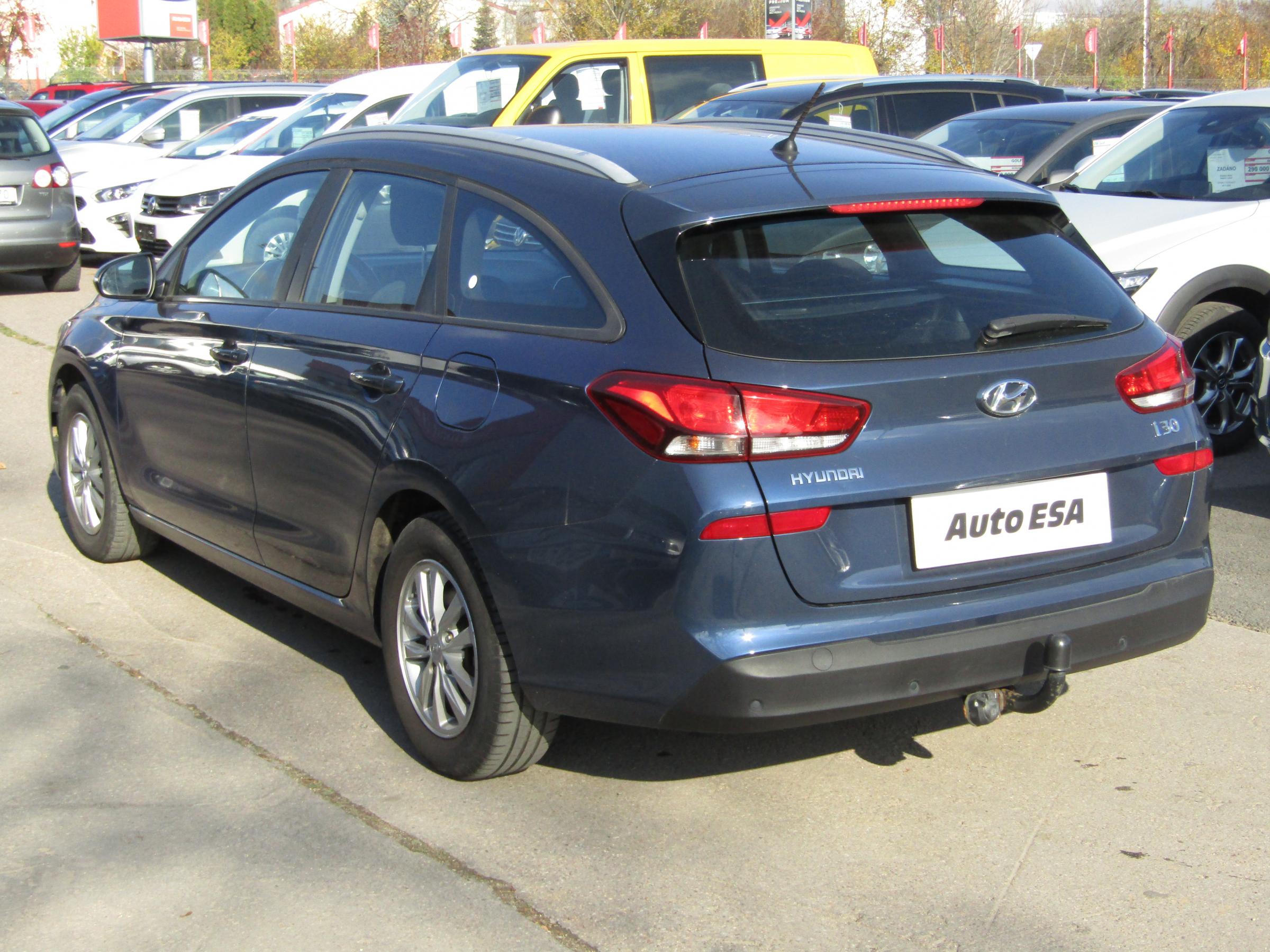 Hyundai i30, 2017 - pohled č. 5