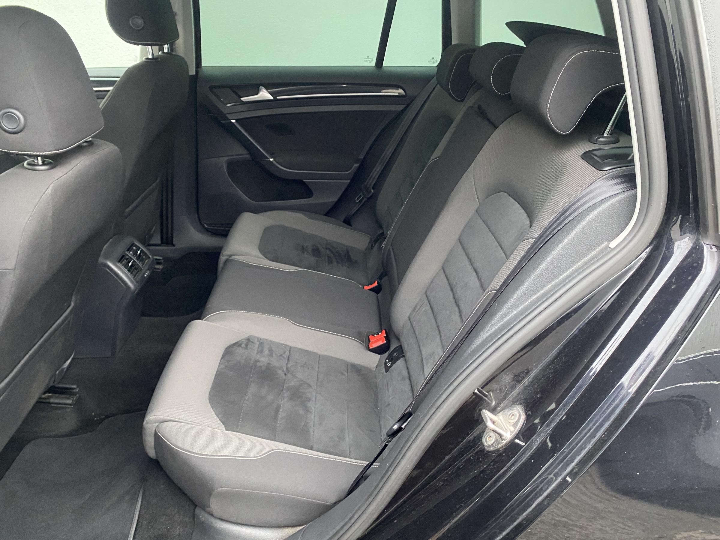 Volkswagen Golf, 2013 - pohled č. 10