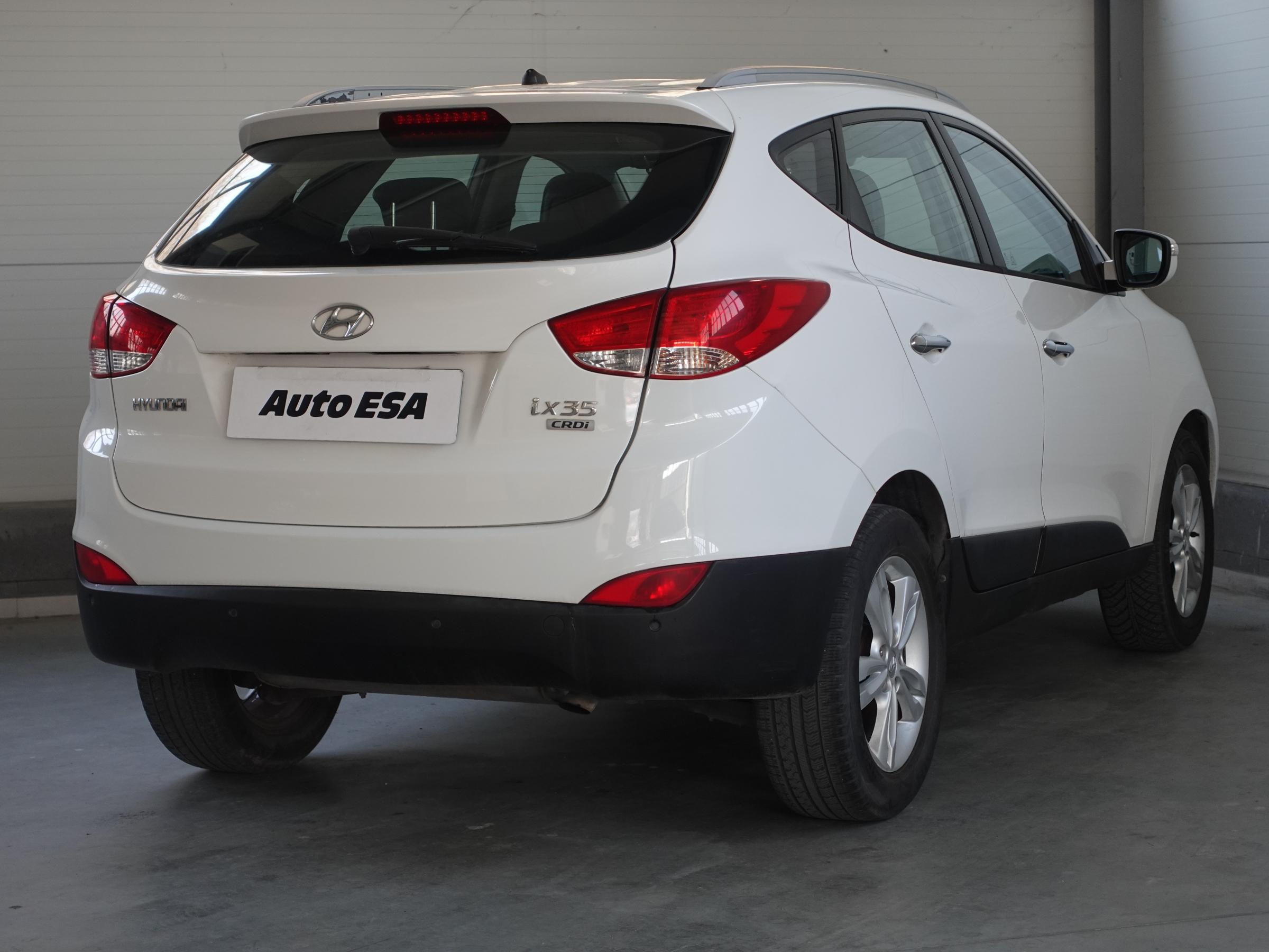 Hyundai ix35, 2012 - pohled č. 4