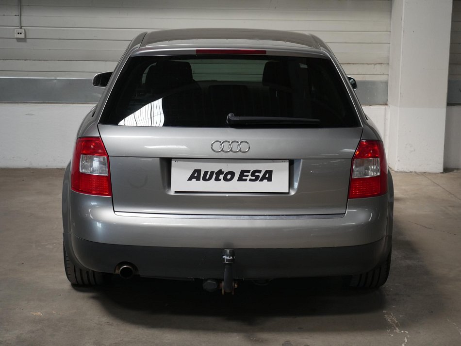 Audi A4 2.0 i 