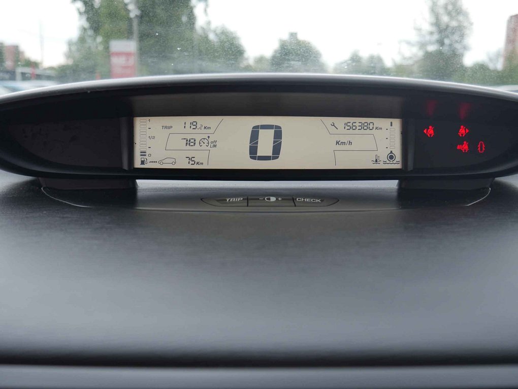 Citroën C4 1.4 16V 