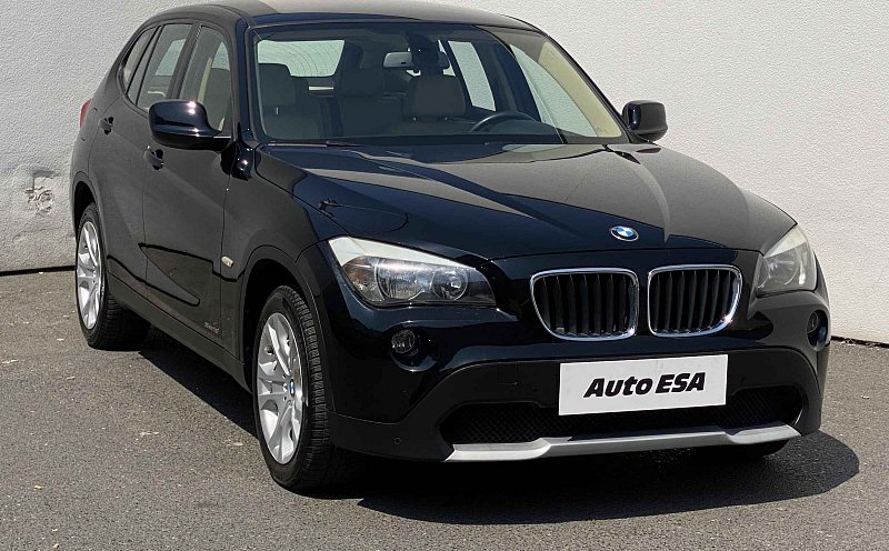BMW X1 2.0i  sDrive18i