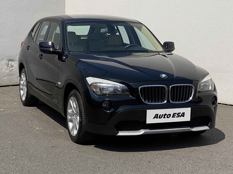 BMW X1 2.0i  sDrive18i