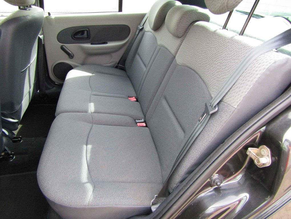 Renault Clio 1.2 i 