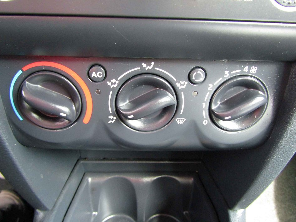 Renault Clio 1.2 i 