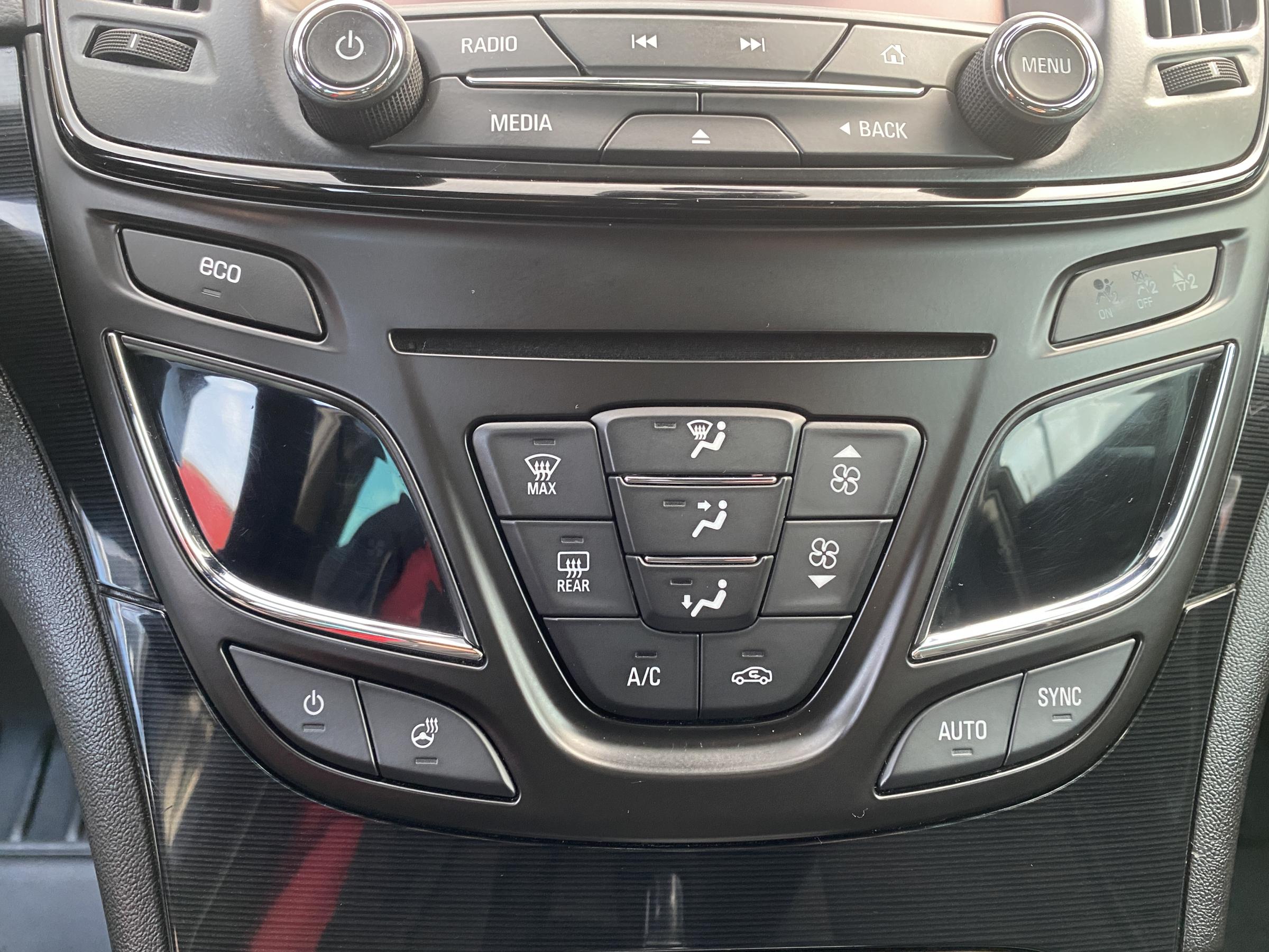 Opel Insignia, 2016 - pohled č. 16