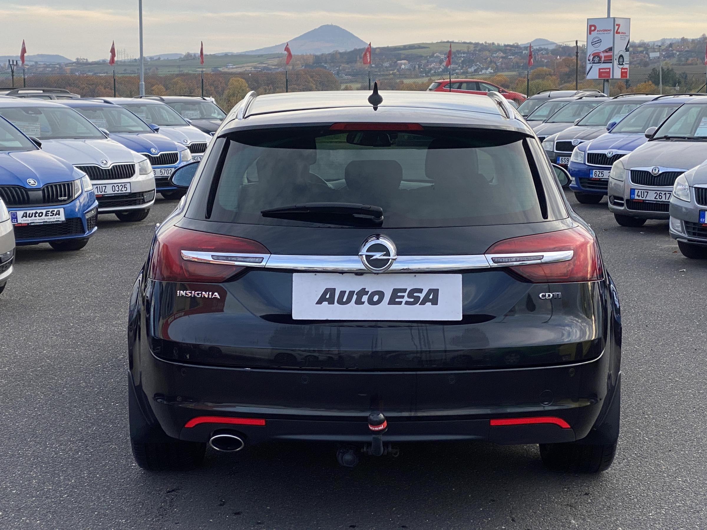 Opel Insignia, 2016 - pohled č. 5