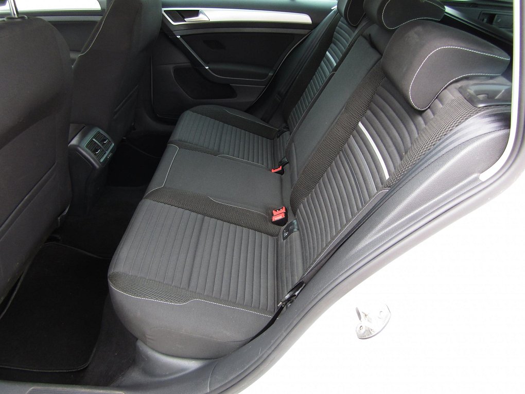 Volkswagen Golf 1.6 TDi CUP 4Motion