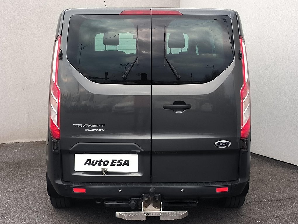 Ford Transit Custom 2.2TDCi Trend L2 8míst