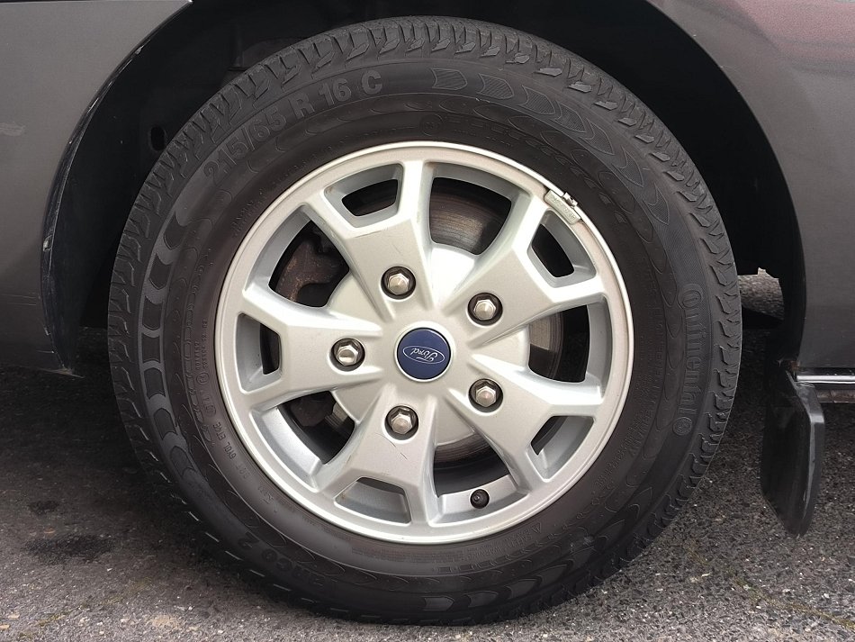 Ford Transit Custom 2.2TDCi Trend L2 8míst