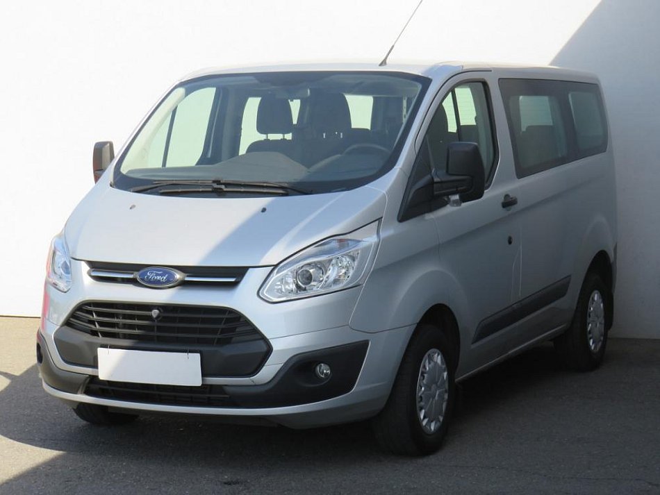 Ford Transit Custom 2.2TDCi Trend L2 8míst