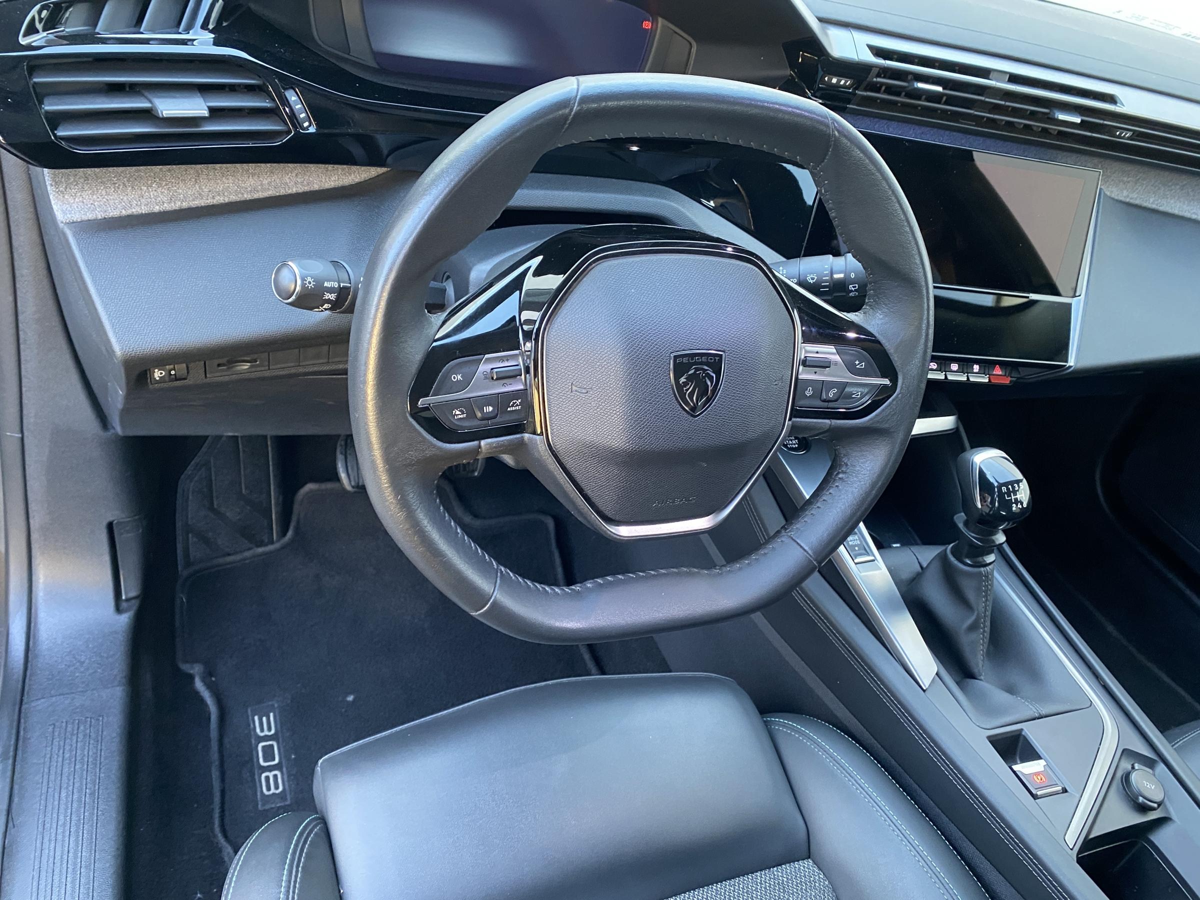 Peugeot 308, 2022 - pohled č. 13