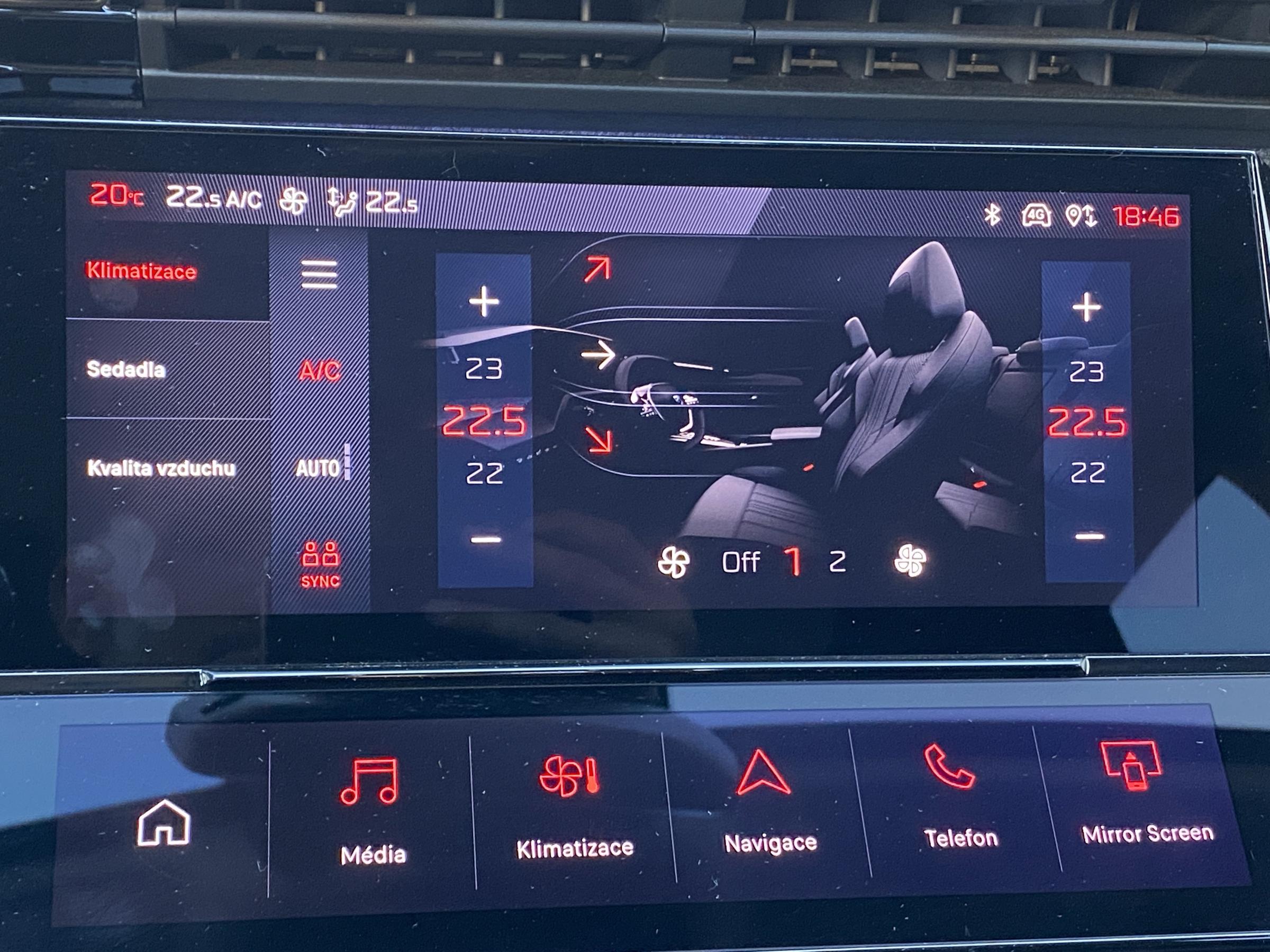 Peugeot 308, 2022 - pohled č. 18