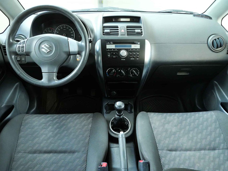 Suzuki SX4 1.6i 