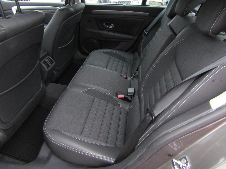 Renault Laguna 2.0dCi Dynamique