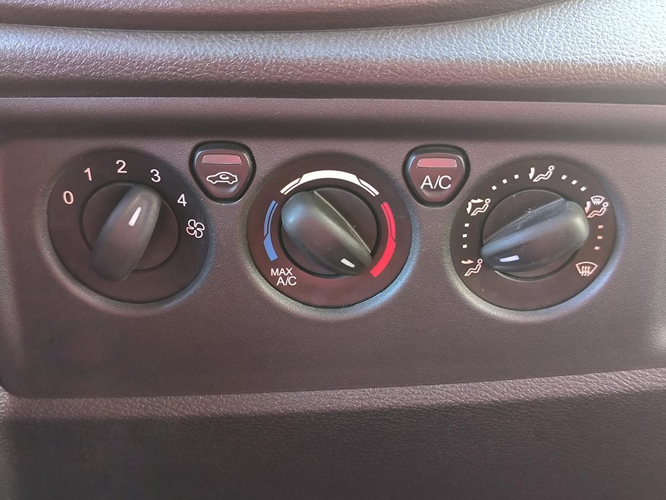 Ford Transit 2.0TDCi Trend L3 7míst