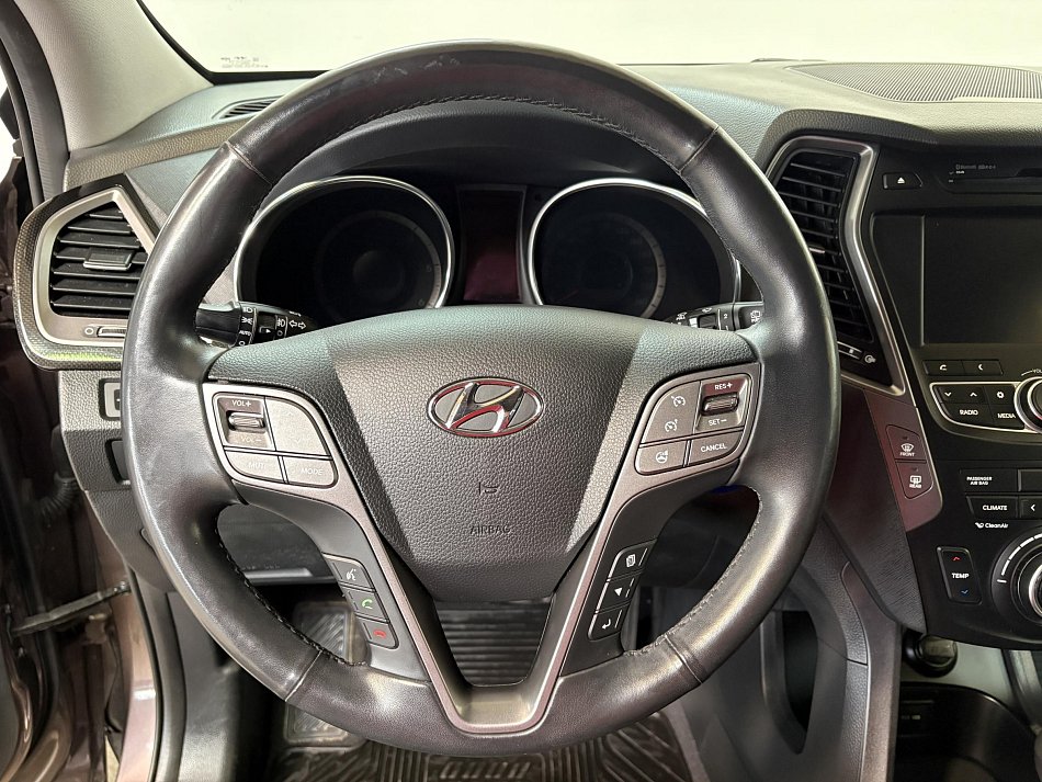 Hyundai Santa Fe 2.2CRDi  4x4
