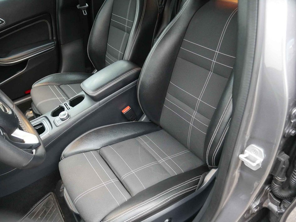 Mercedes-Benz GLA 250 4Matic  4Mat