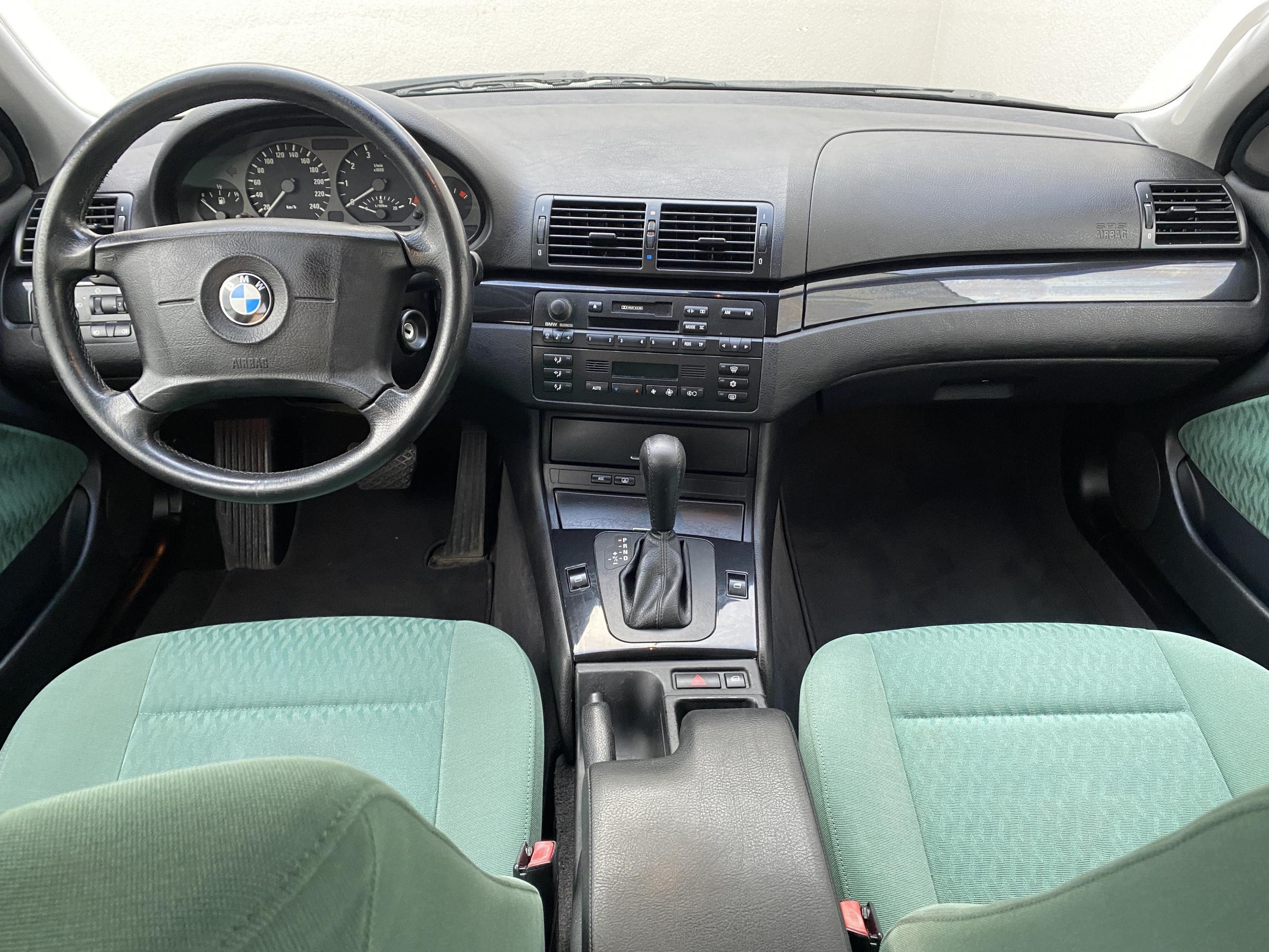 BMW Řada 3, 2001 - pohled č. 9