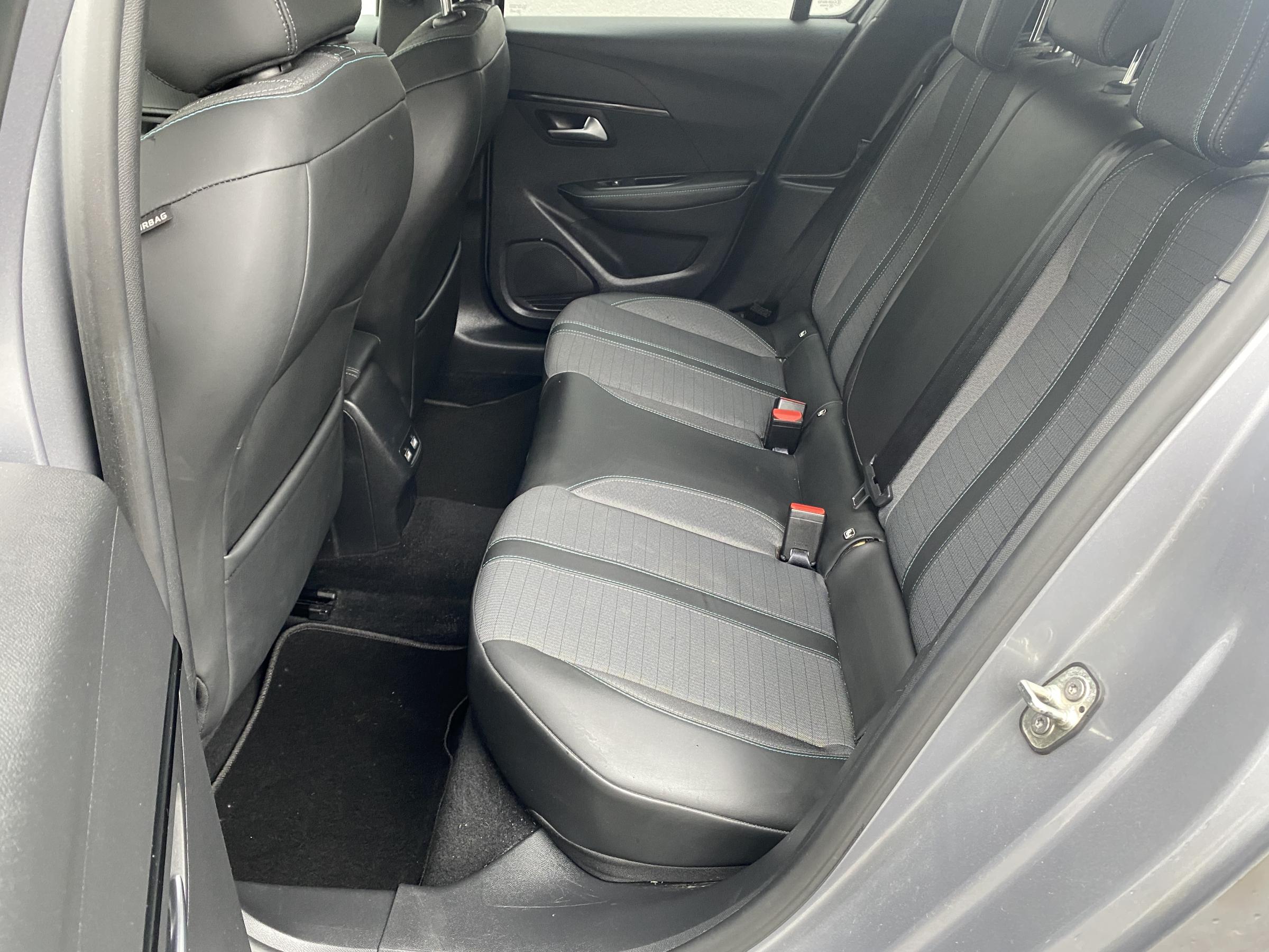 Peugeot 208, 2021 - pohled č. 11