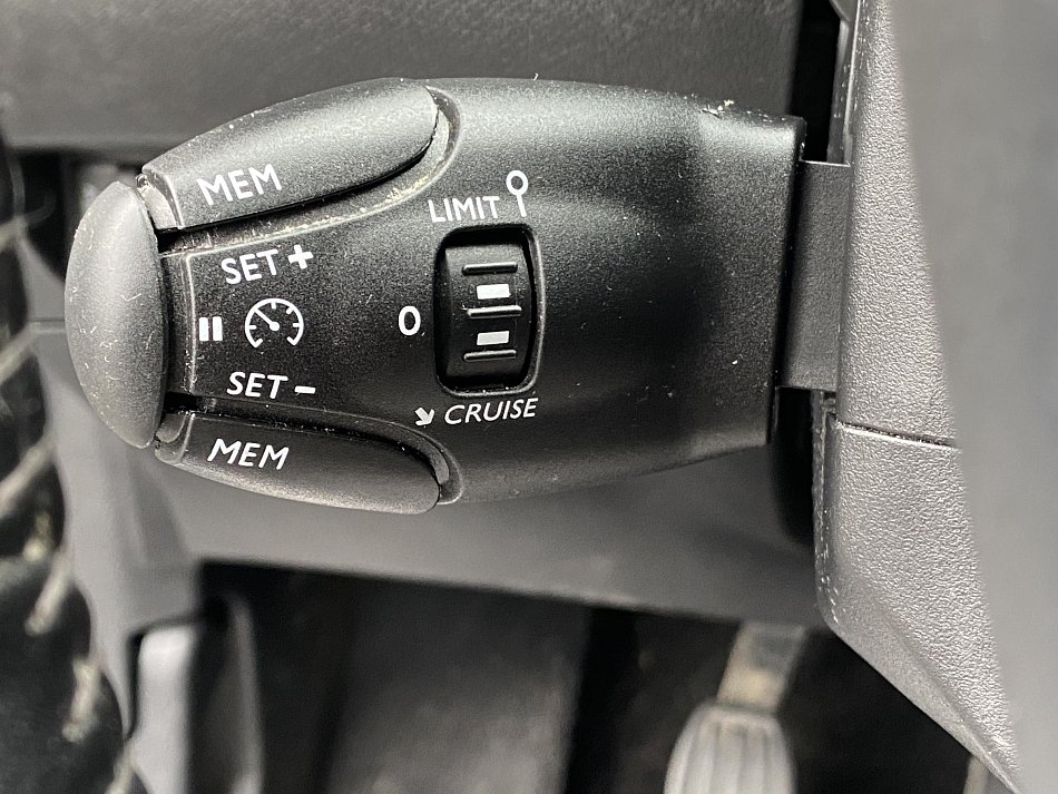 Peugeot 208 1.2 PT Allure