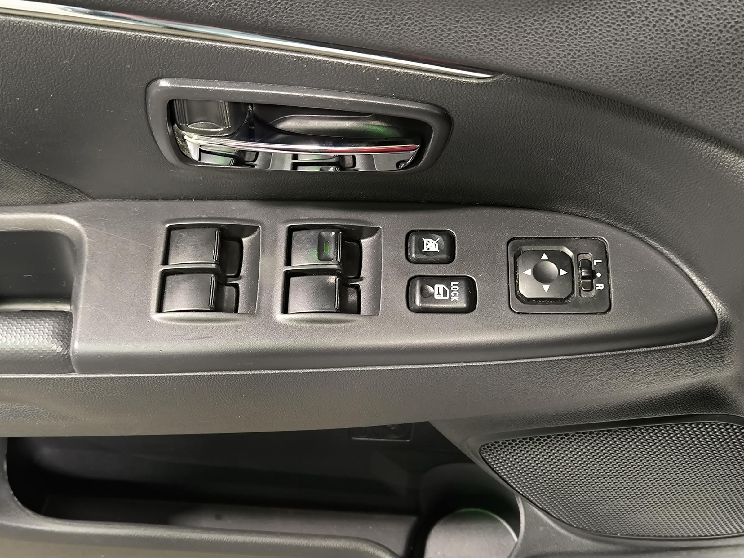 Mitsubishi ASX, 2016 - pohled č. 17