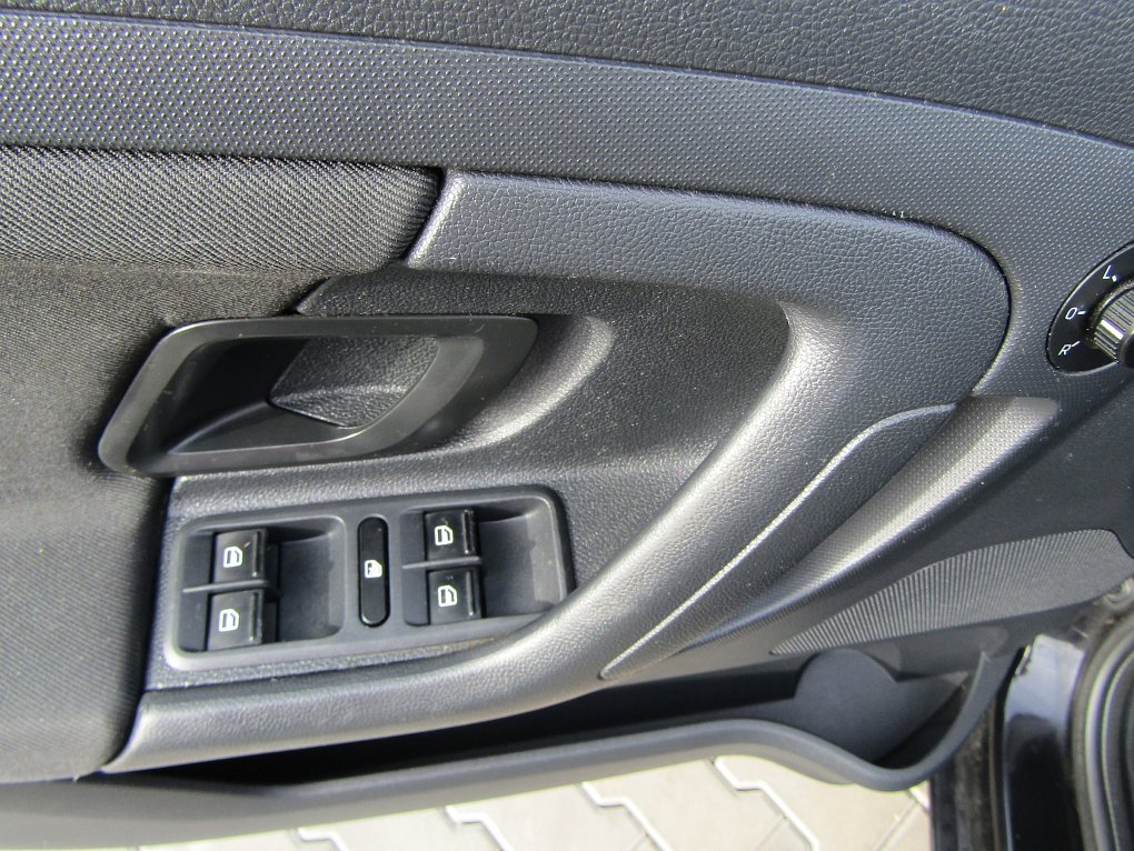 Škoda Fabia II 1.2 TSi Ambiente