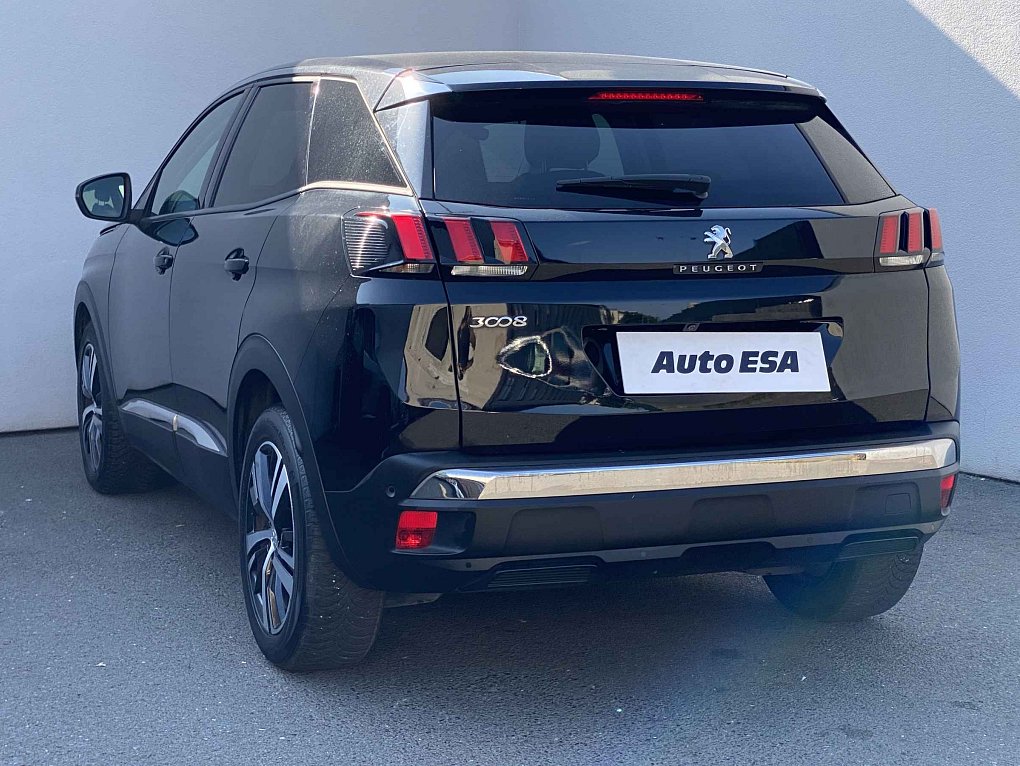 Peugeot 3008 1.2PT Allure