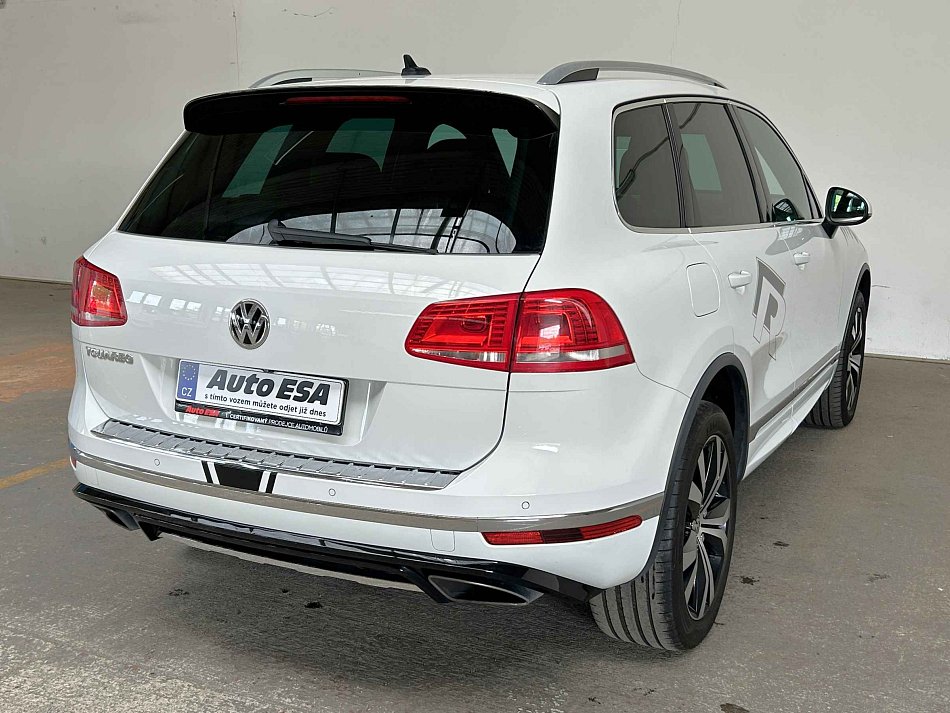 Volkswagen Touareg 3.0TDi  4x4