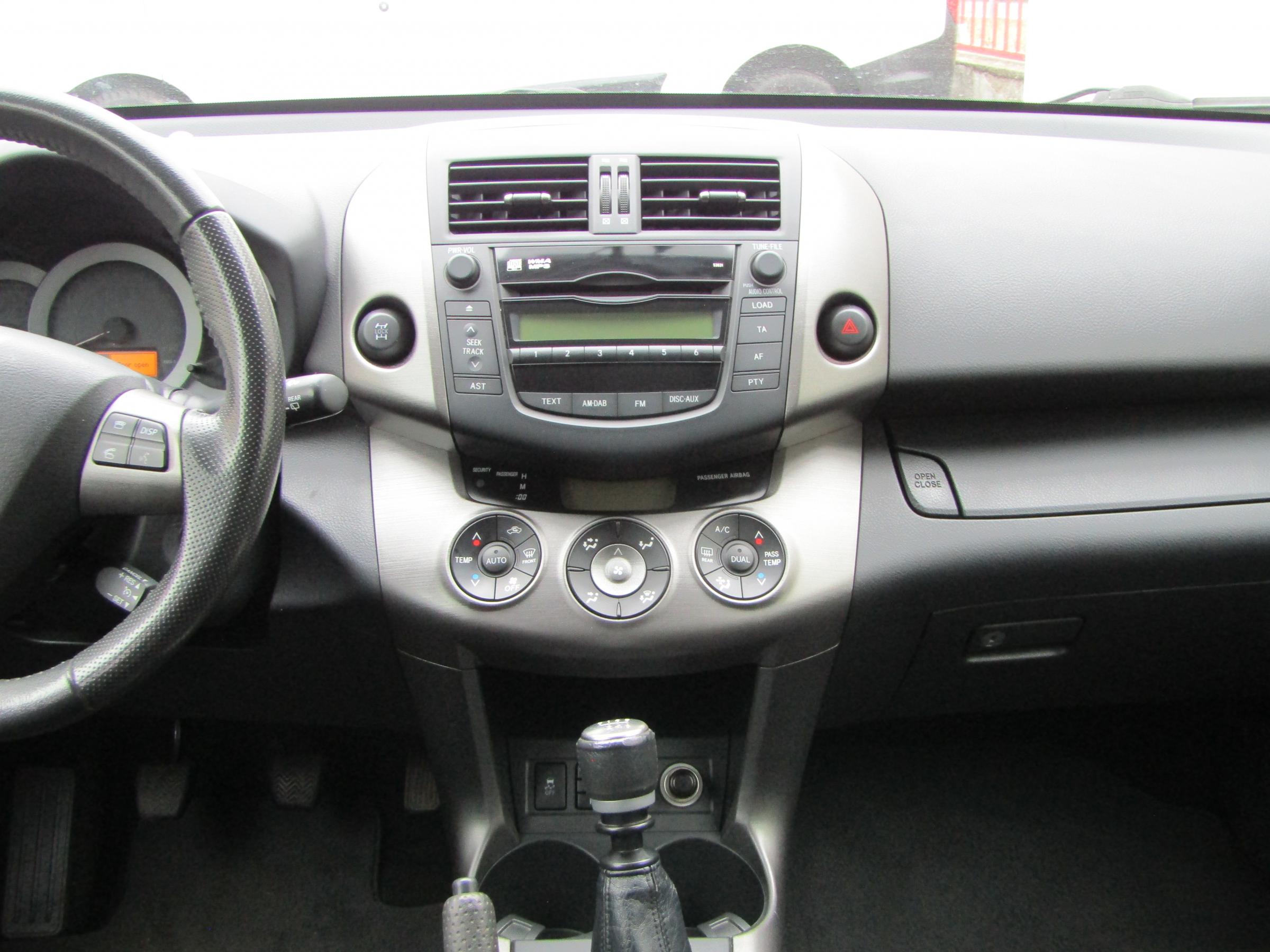 Toyota RAV4, 2012 - pohled č. 10