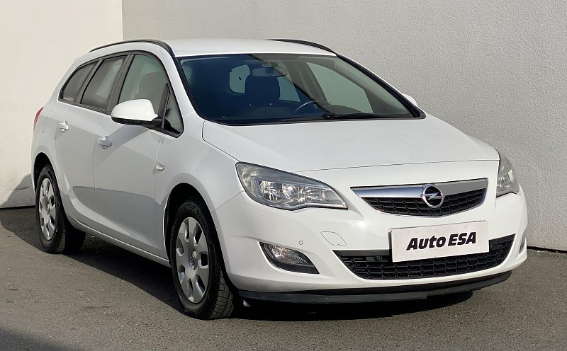 Opel Astra 2.0 CDTi 