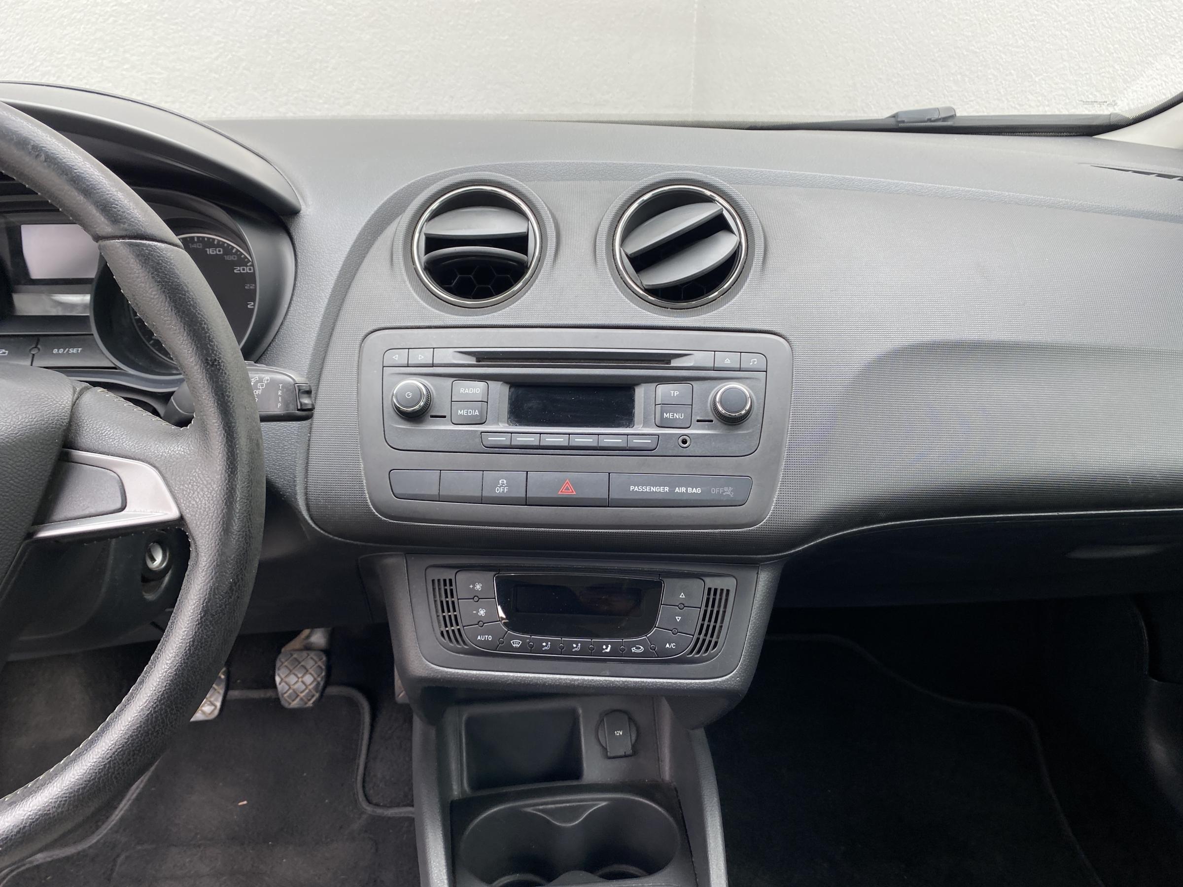 Seat Ibiza, 2014 - pohled č. 10