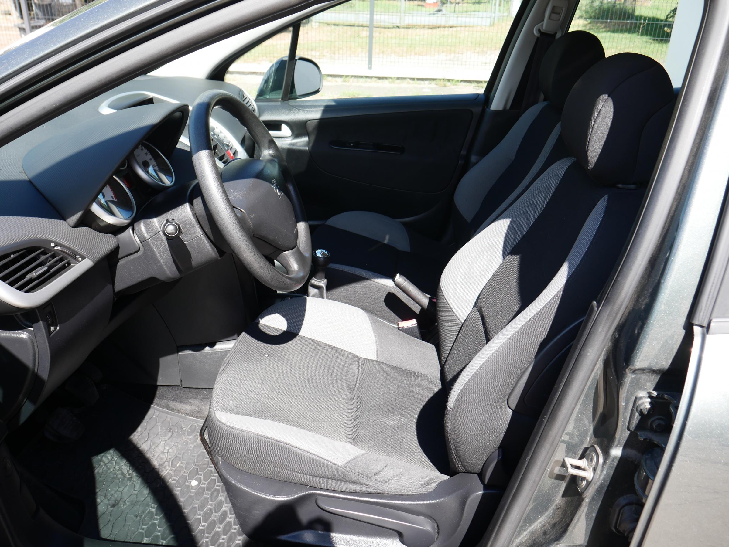 Peugeot 207, 2008 - pohled č. 13