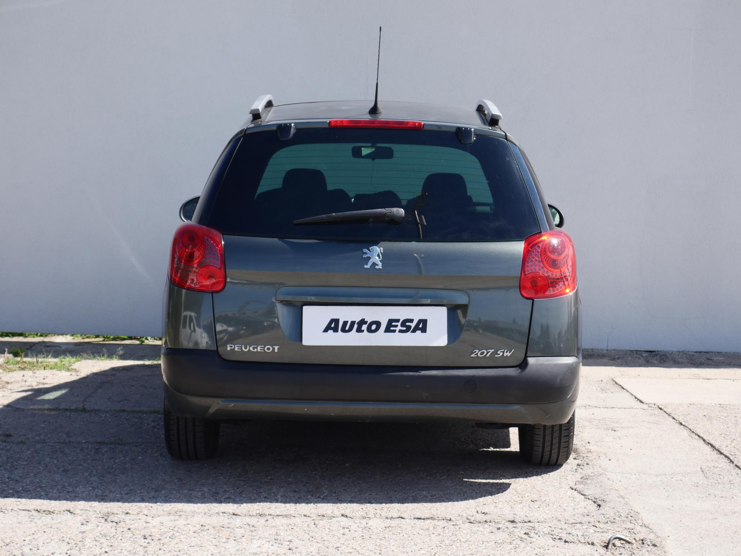 Peugeot 207, 2008 - pohled č. 5