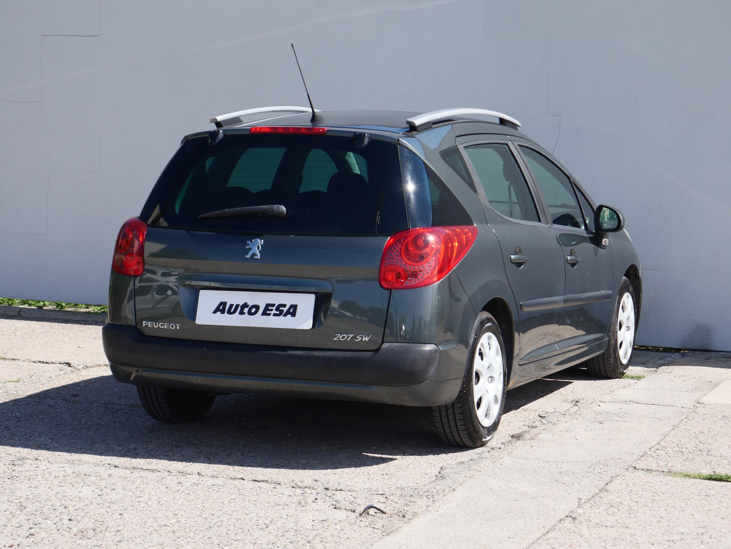 Peugeot 207, 2008 - pohled č. 6